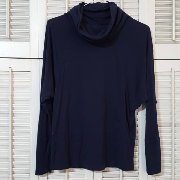 Blouse - Picture 2 of 4